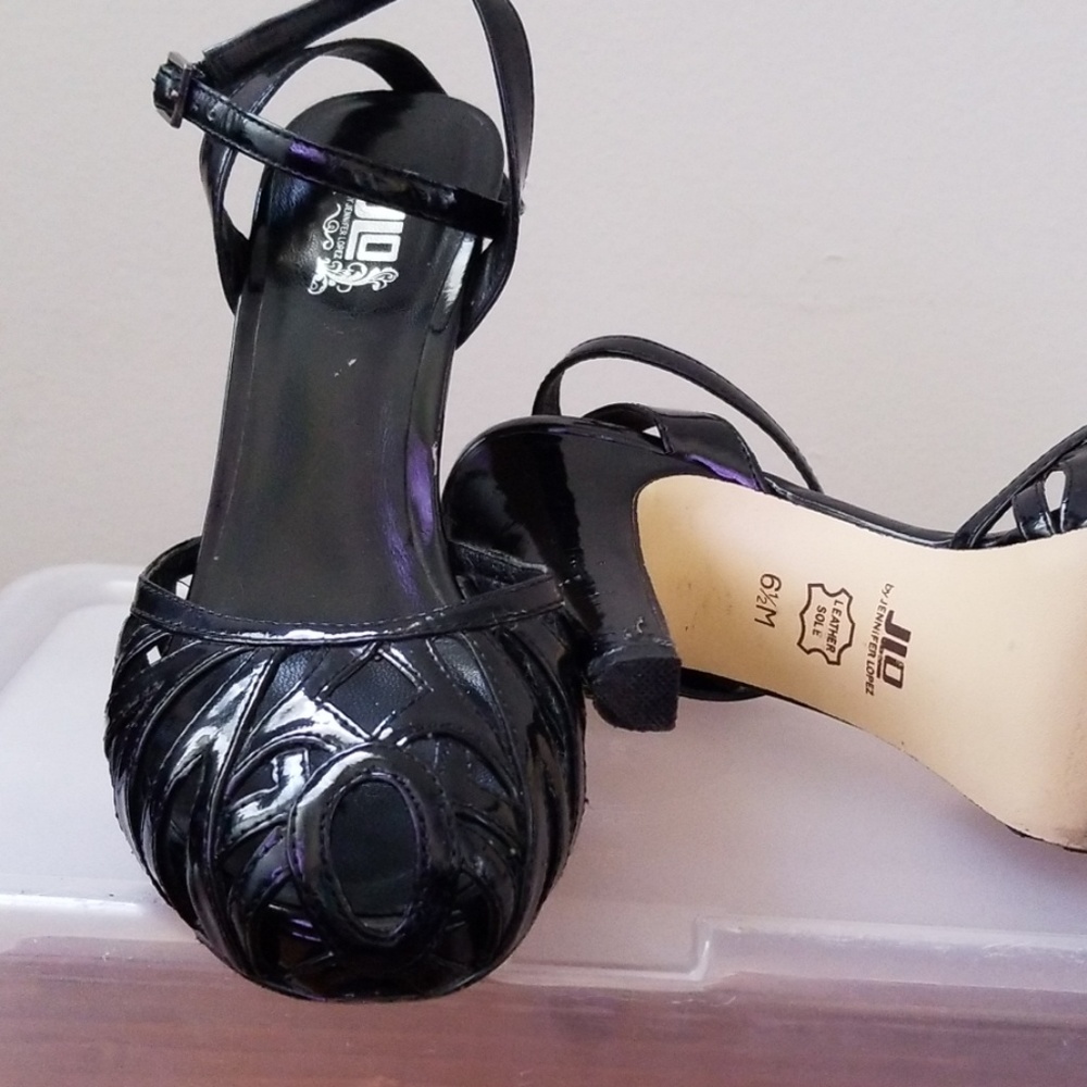 Shoes - Picture 3 of 3